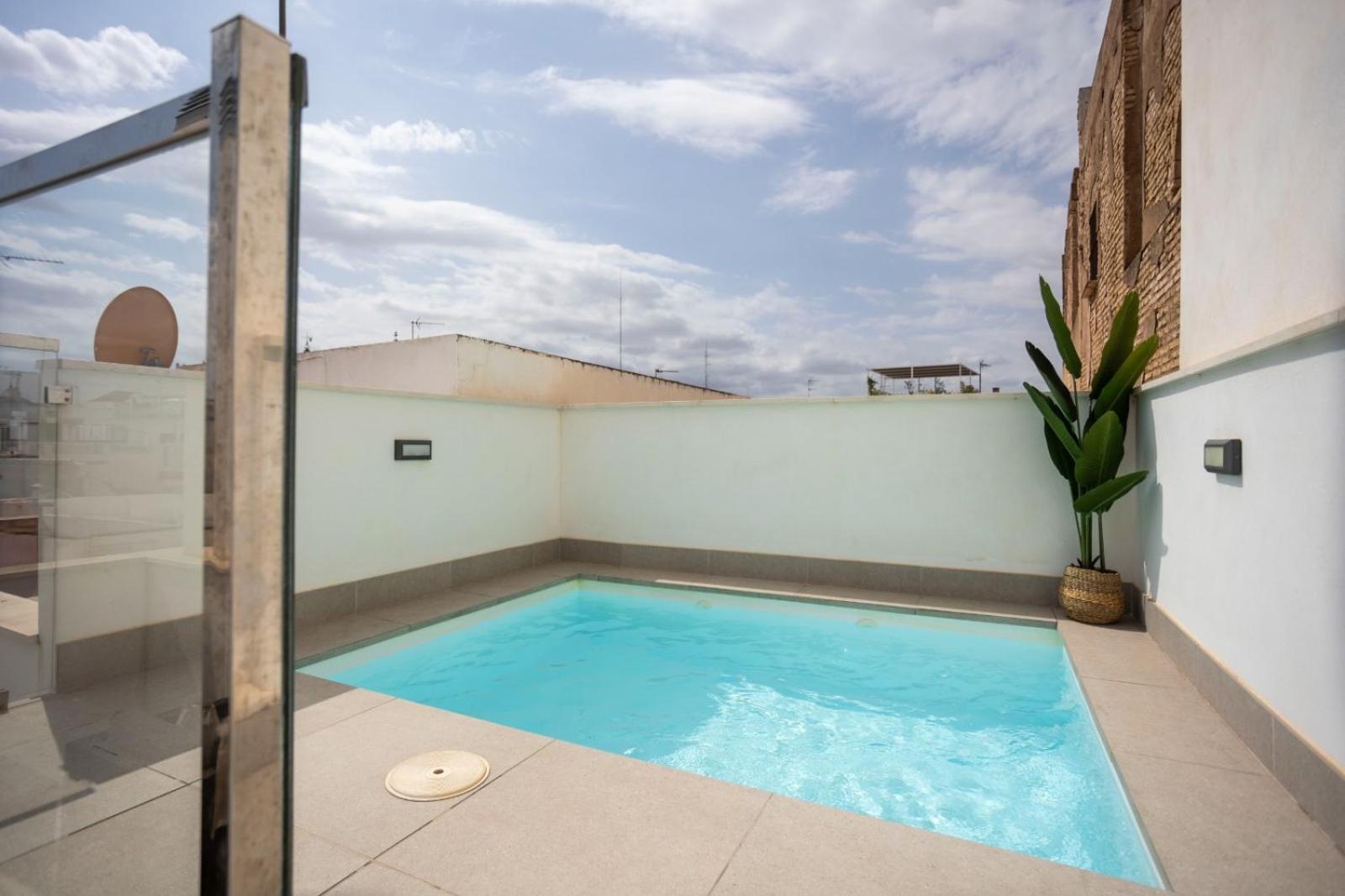 Private & Pool Goyeneta Sevilla Urban Apartment Exterior foto